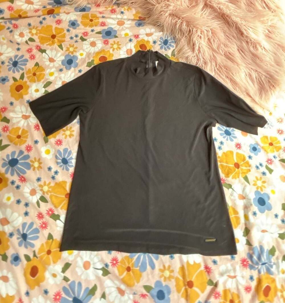 Anne Klein Black Mock Neck Short Sleeve Top with Logo Plate
